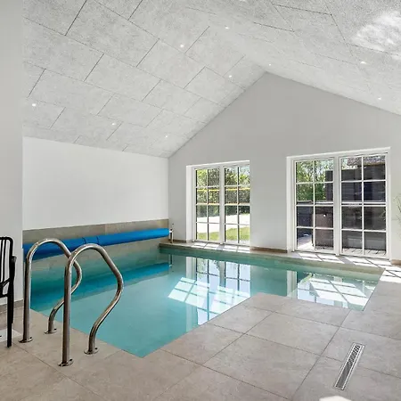 Stunning In With Sauna